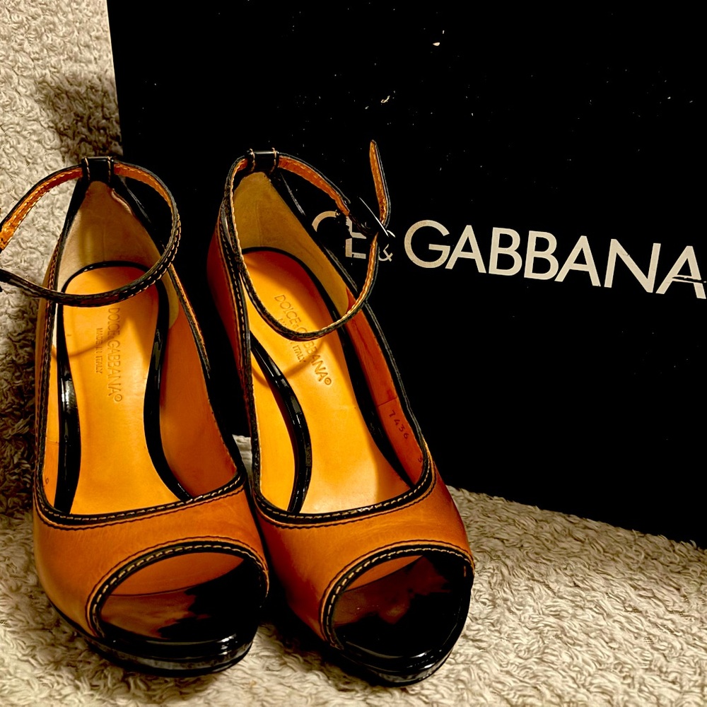 Dolce & Gabbana Spuntata Vacchetta+ vernice